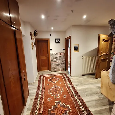 Ganzes Haus Mit Almcharakter *